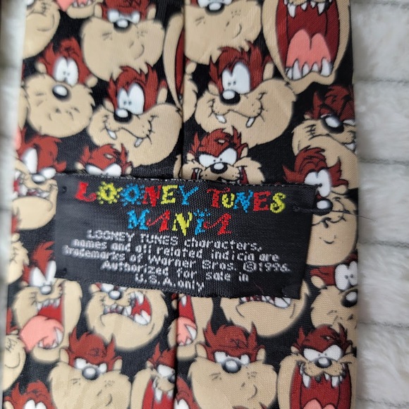 Lot of 2 Looney Tunes Mania Novelty Ties – Taz & Porky Pig Cartoon Neckties - Picture 4 of 6